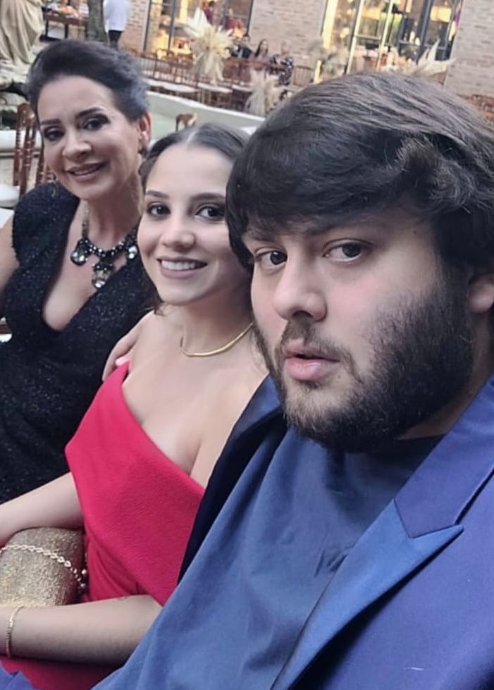 2022 - Última foto com a sogra Zezé, uma semana antes de sua morte