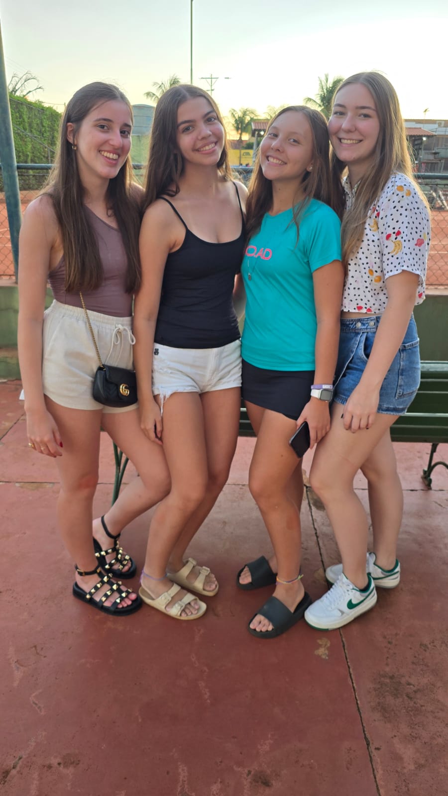 Mila Scarelli Junqueira, Guilhermina Akrouche, Yasmin Harada, Esther  Guidolim