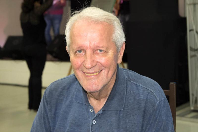 Professor Renato Flora