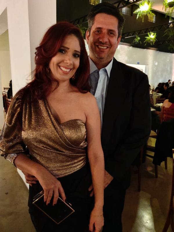 Fabiana e Carlos Tazzinaffo