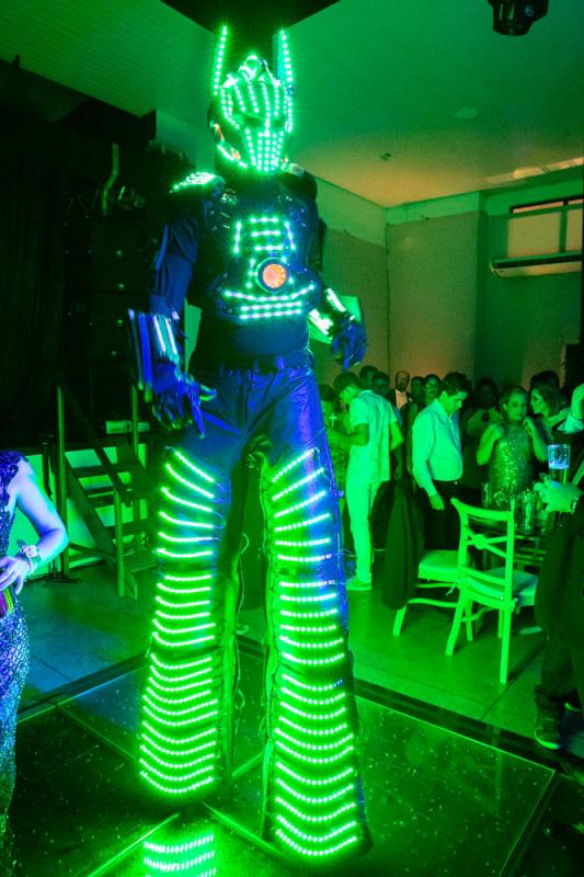 O robô de led foi a sensação da noite