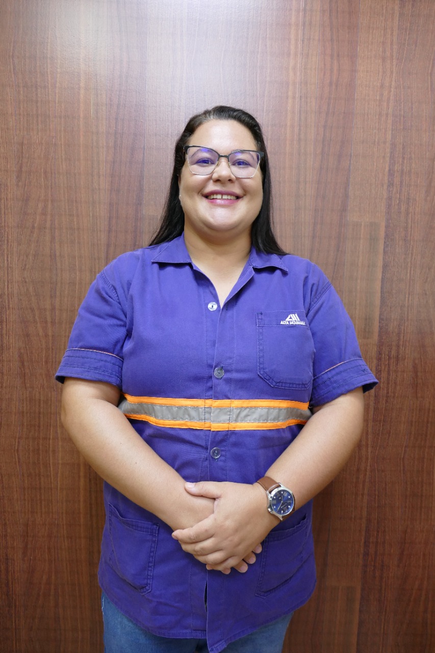 Talita Fernanda Mazier - Tratorista