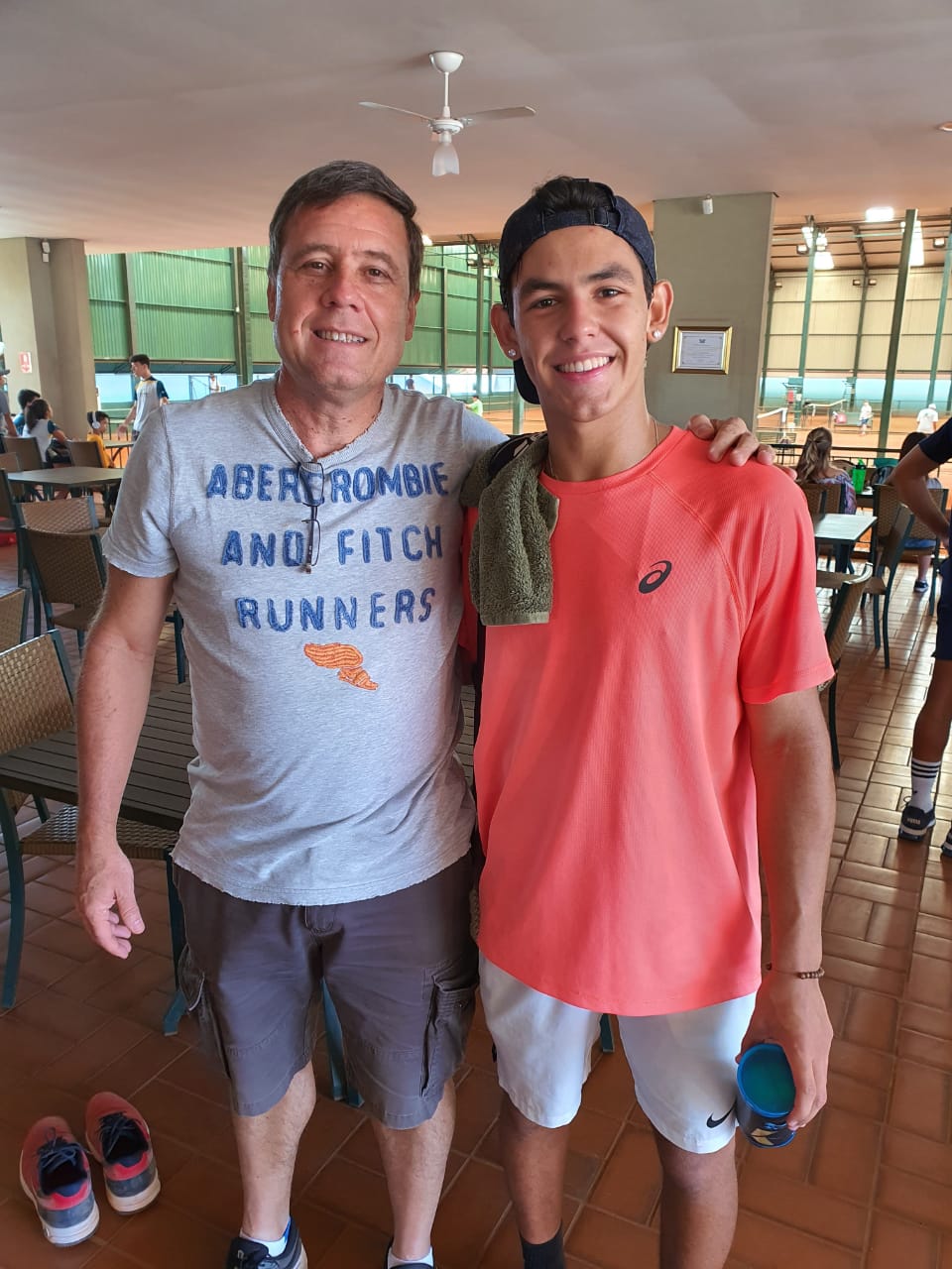 Heitor  Zorzetto com o filho  Marco