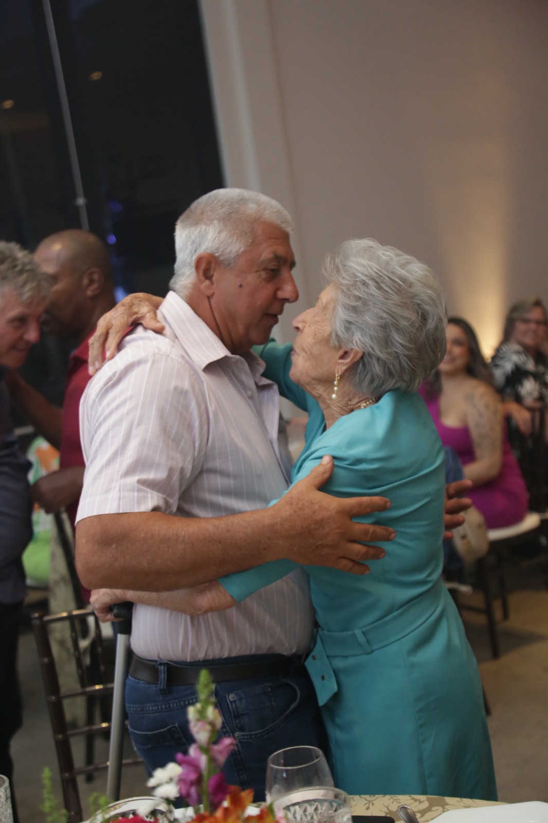 Jeni com o filho José Ângelo