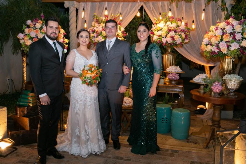 Diego Carvalho e Daniele Figueiredo