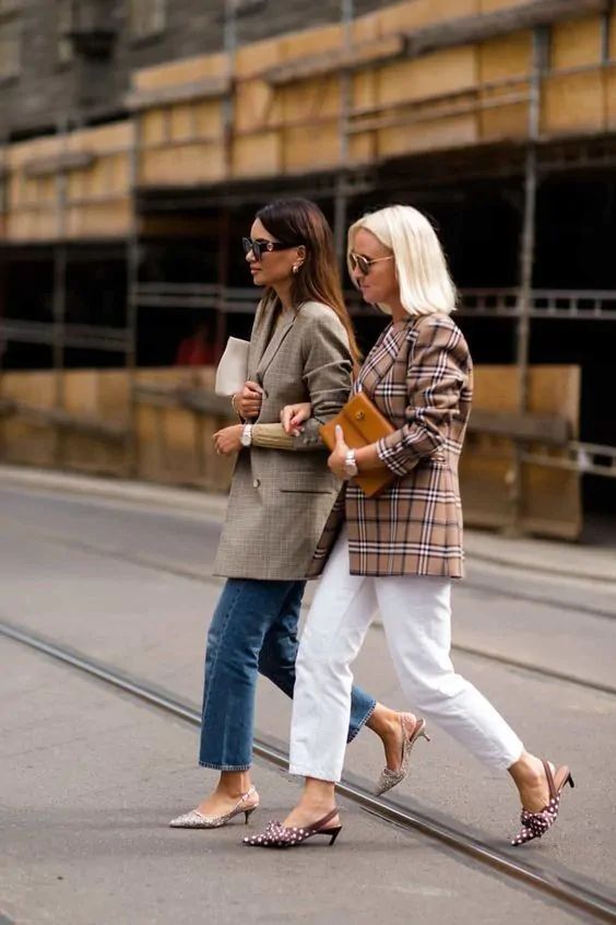 Kitten heels no sling back