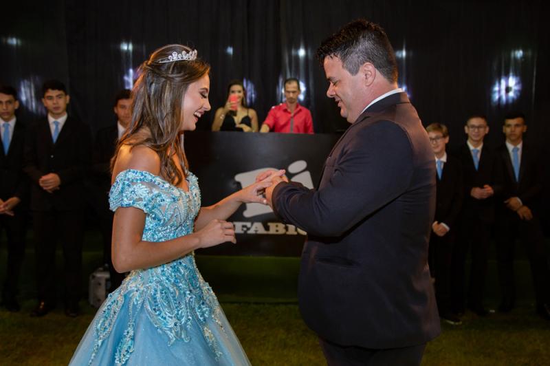 Recebendo o anel de 15 anos