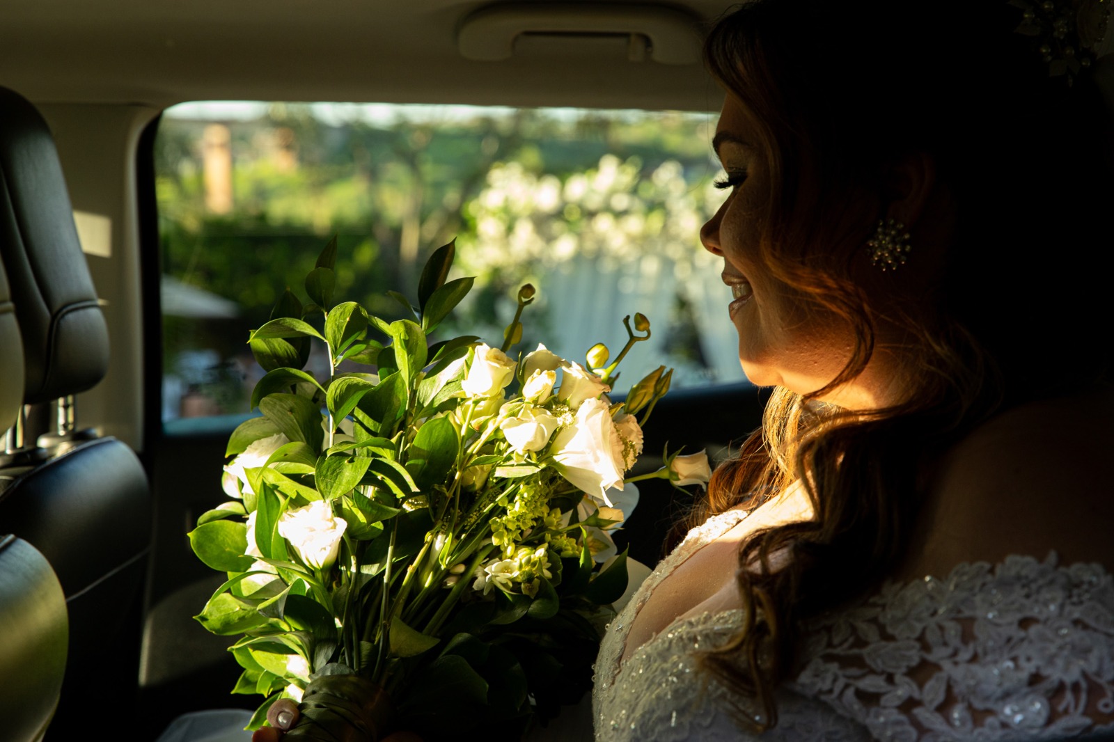 Júlia aguardando ansiosamente o próximo capítulo...