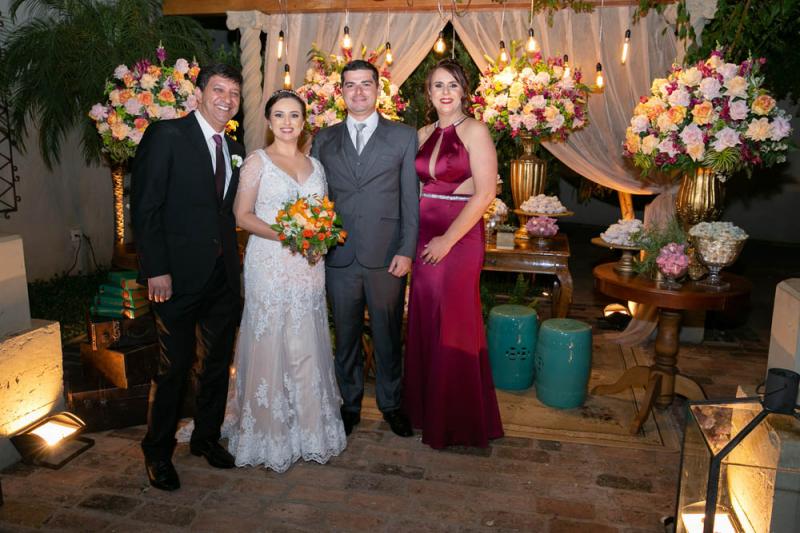 Marco Antônio e Roberta Carvalho