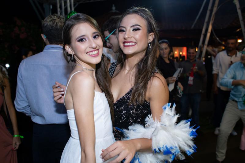 Mila Scarelli Junqueira