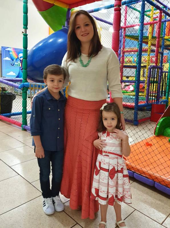 Letícia, Fernando e Débora Morgan de Aguiar