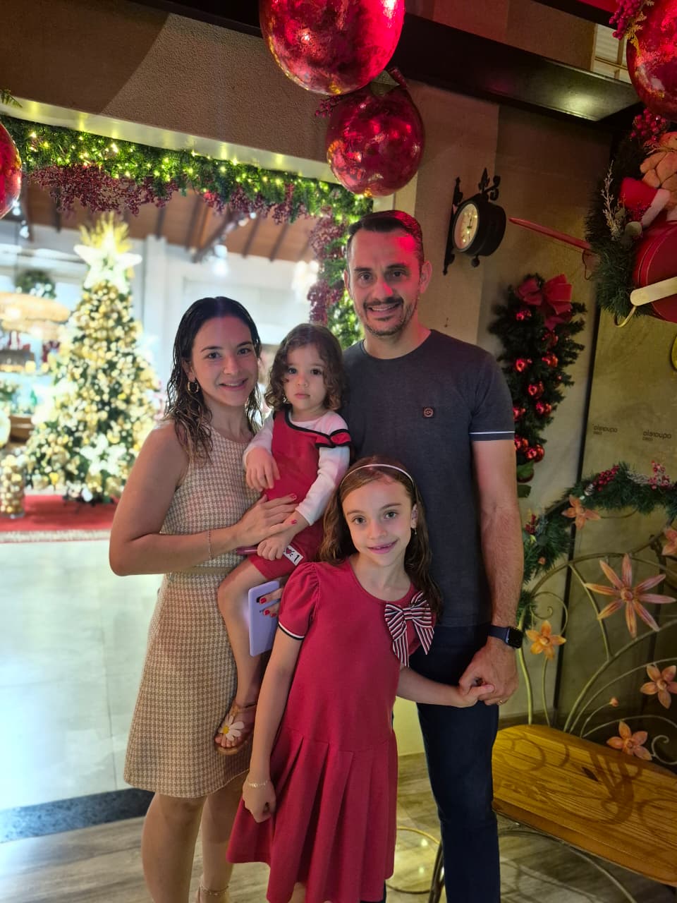 Rodrigo, Pricila, Alice e Maria Luisa Sostena