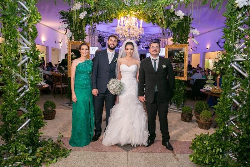 Ana Laura Bonadio Grande e Daniel Urbinati