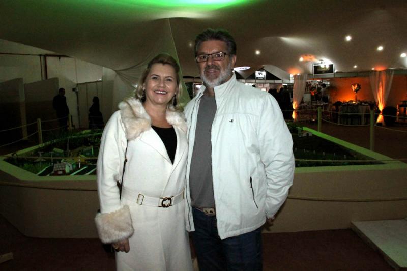 Cristiane e Herivelto Leonelo