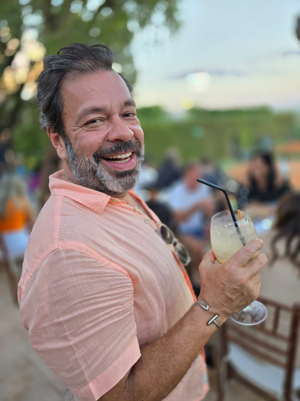 Guto  Alves  de Andrade