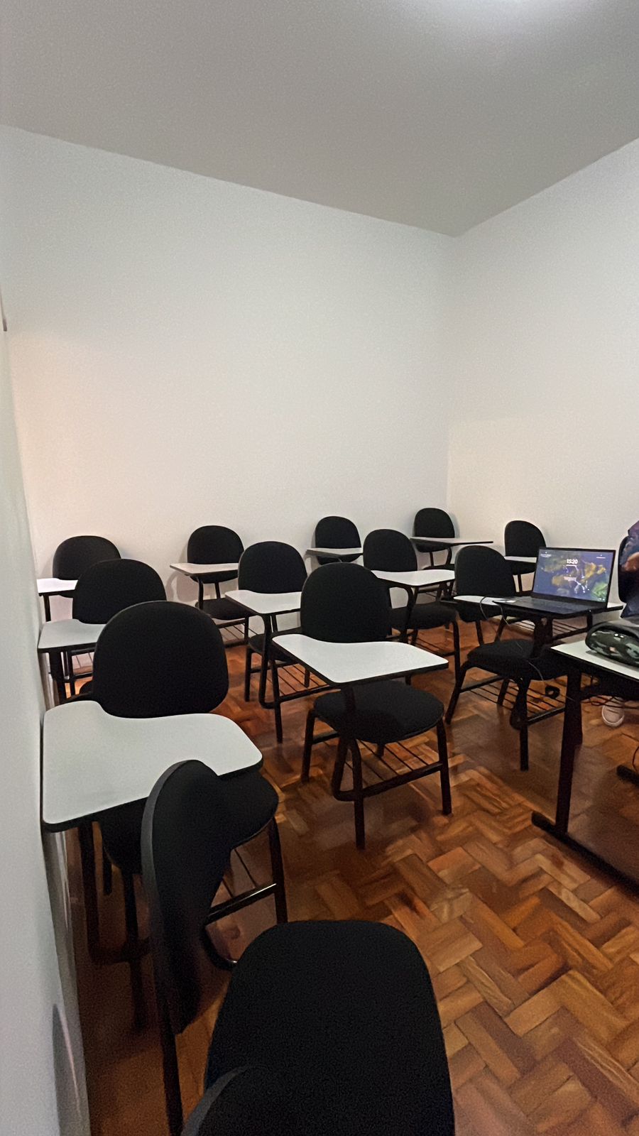 SJB - Salas com toda infraestrutura