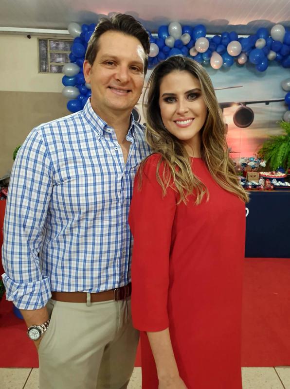Os pais do aniversariante, Otavinho e Fernanda Junqueira Figueiredo