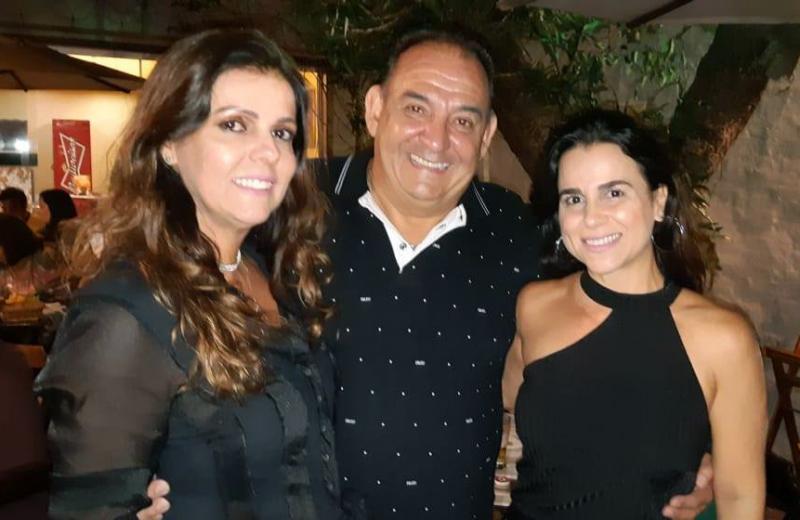 Adriana e Nena Gontijo, Fabiola Garcia Diniz