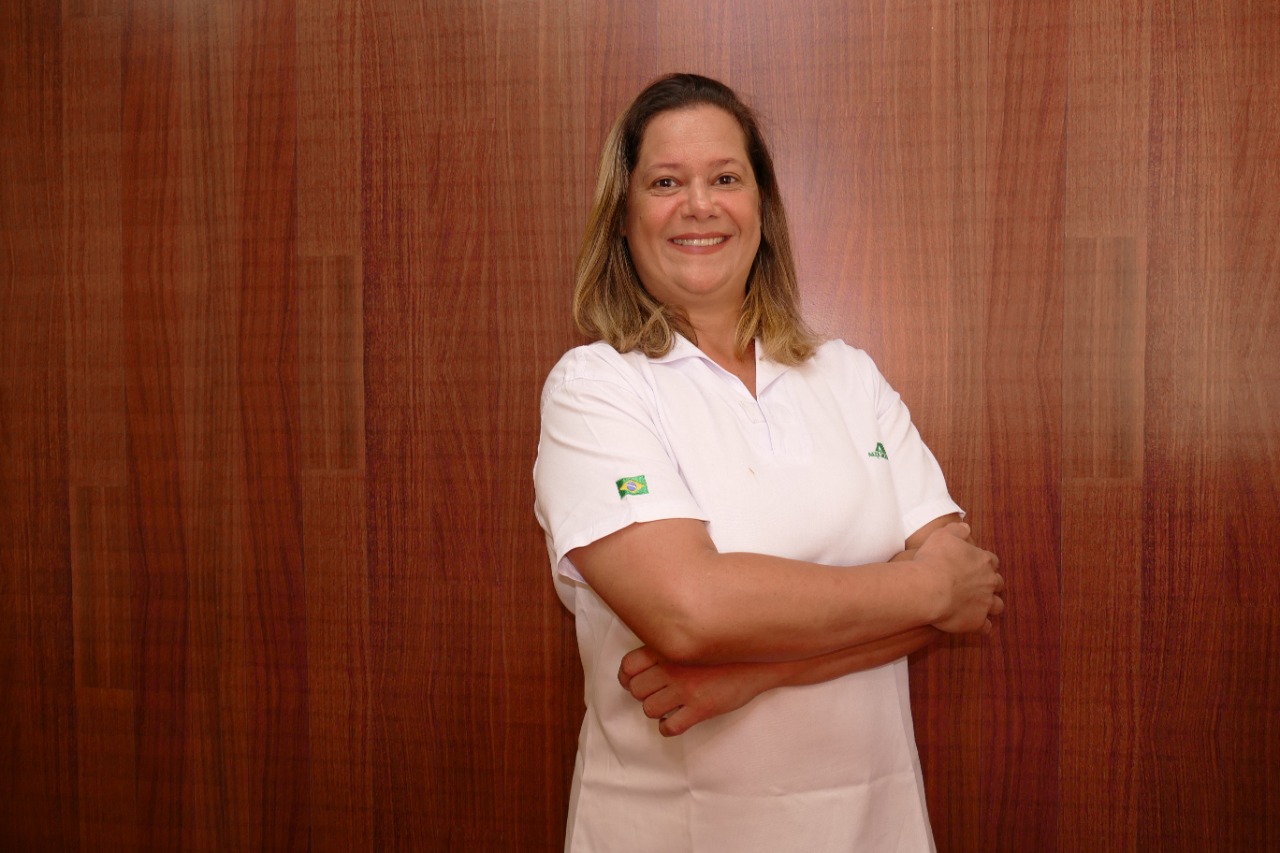 Priscila Cristina Timóteo- Auxiliar de Refeitório