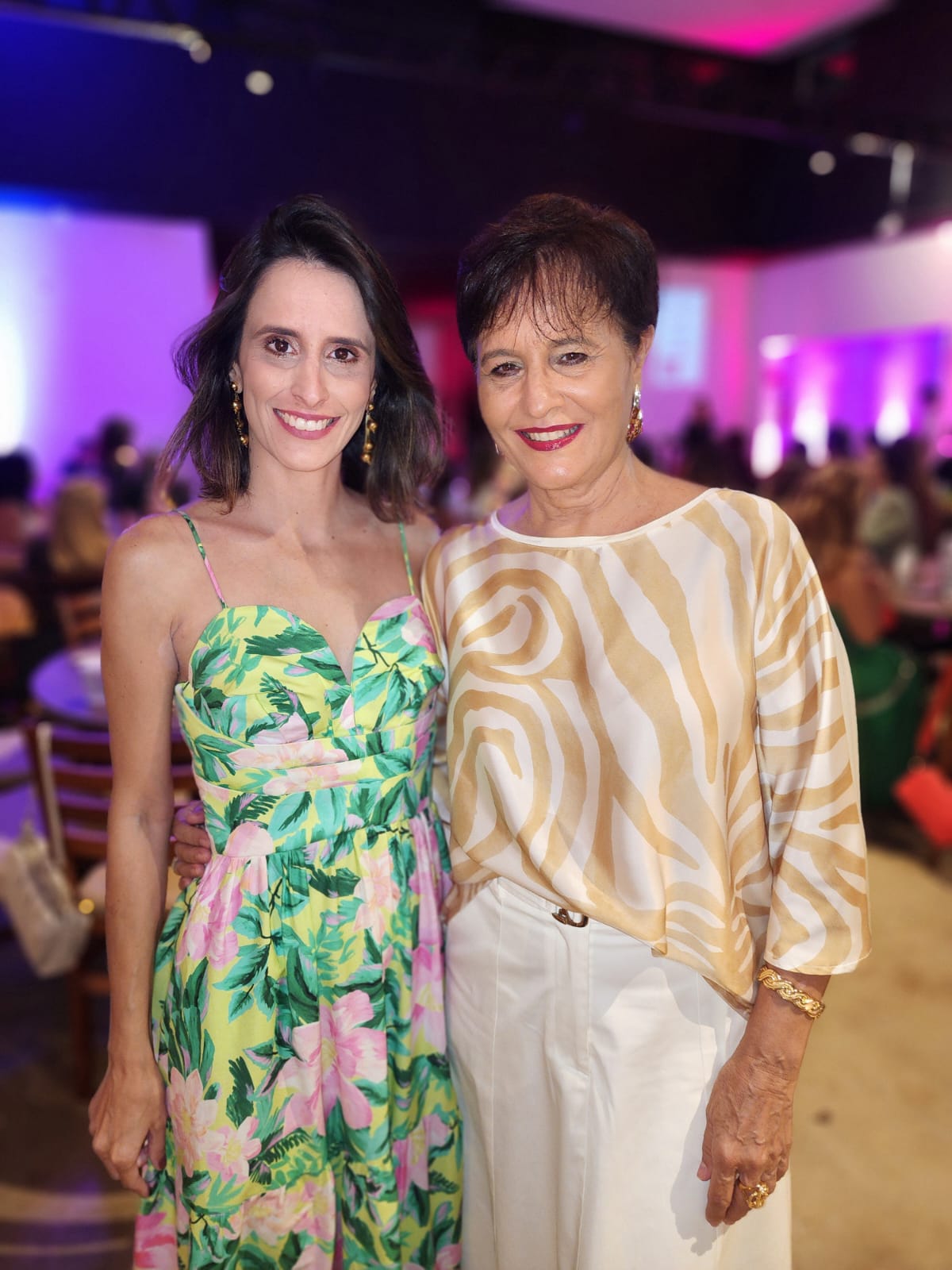 Giulia  e Tereza de Lourdes  Tristão