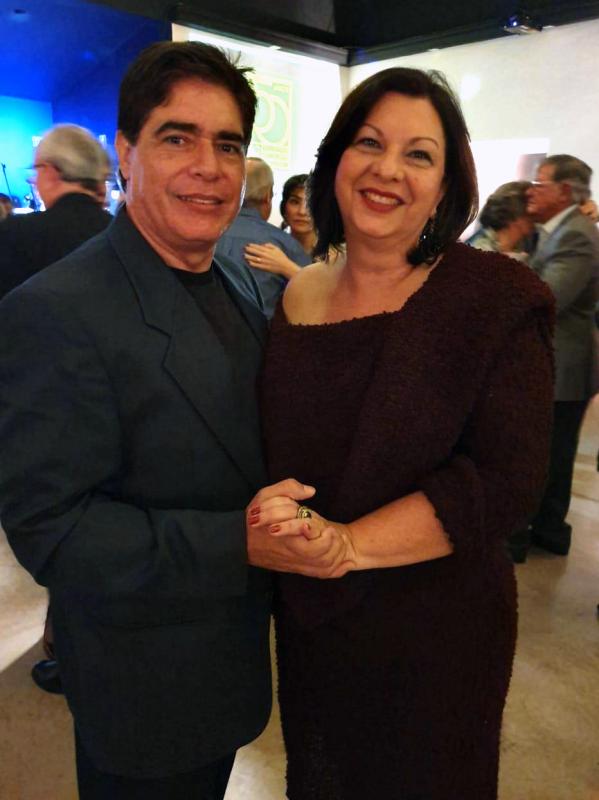 Marcos Ney Simões  e Márcia Coelho