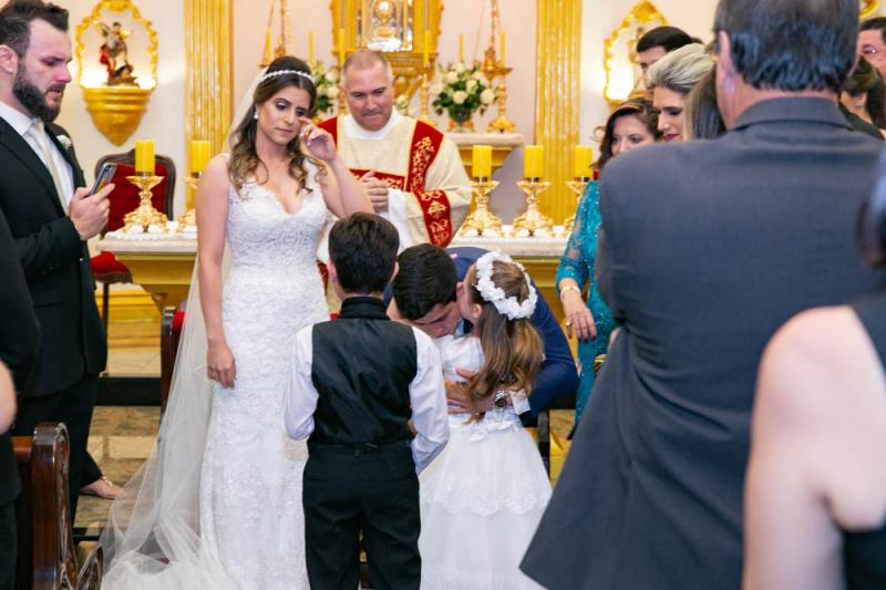 que arrancou lágrimas dos noivos