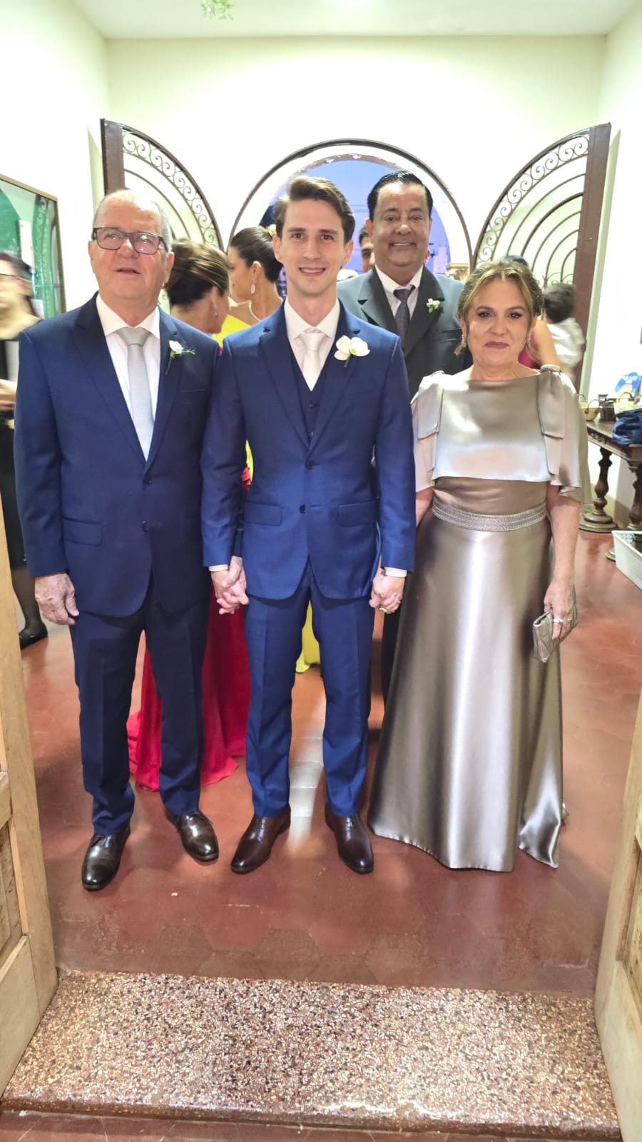 João  Carlos, Filipi, Elisabete Stripari  Avante