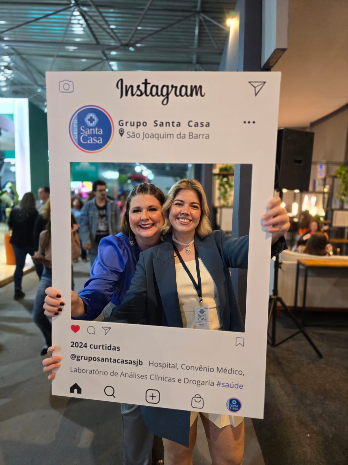 Alana Destro, Laura Destro