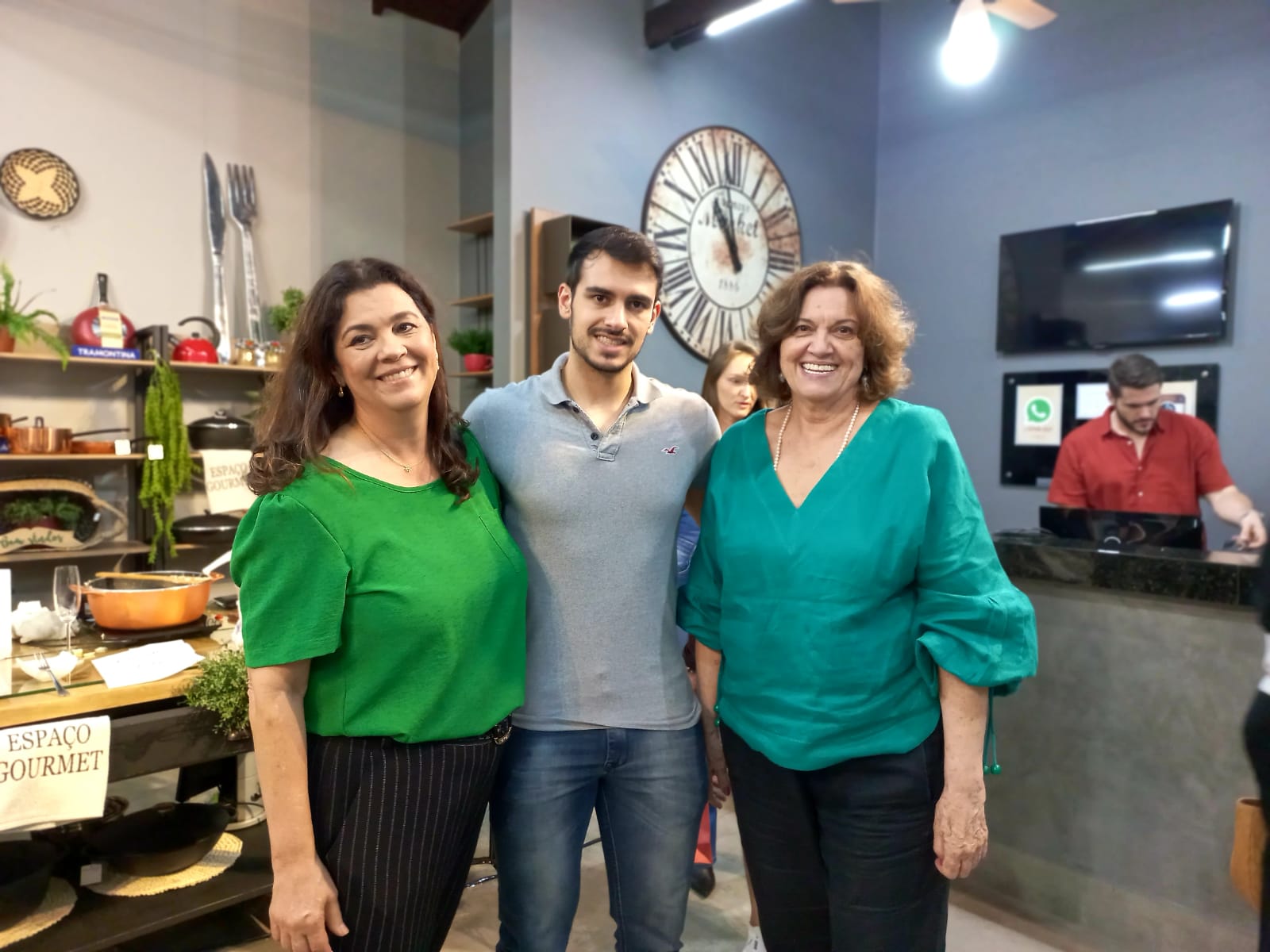 Dra Selma Bueno Gomes, Mateus Bueno Gomes, Ana Maria Sostena