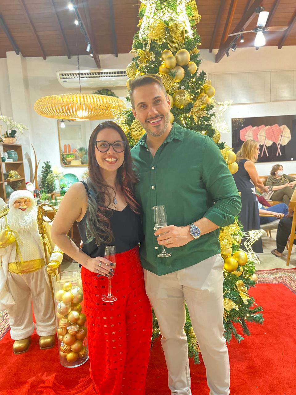 Laura Kubata Sostena, Renato Maito Sostena