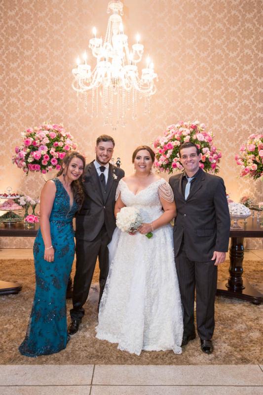 Cintia Fernandes e Leandro Batista