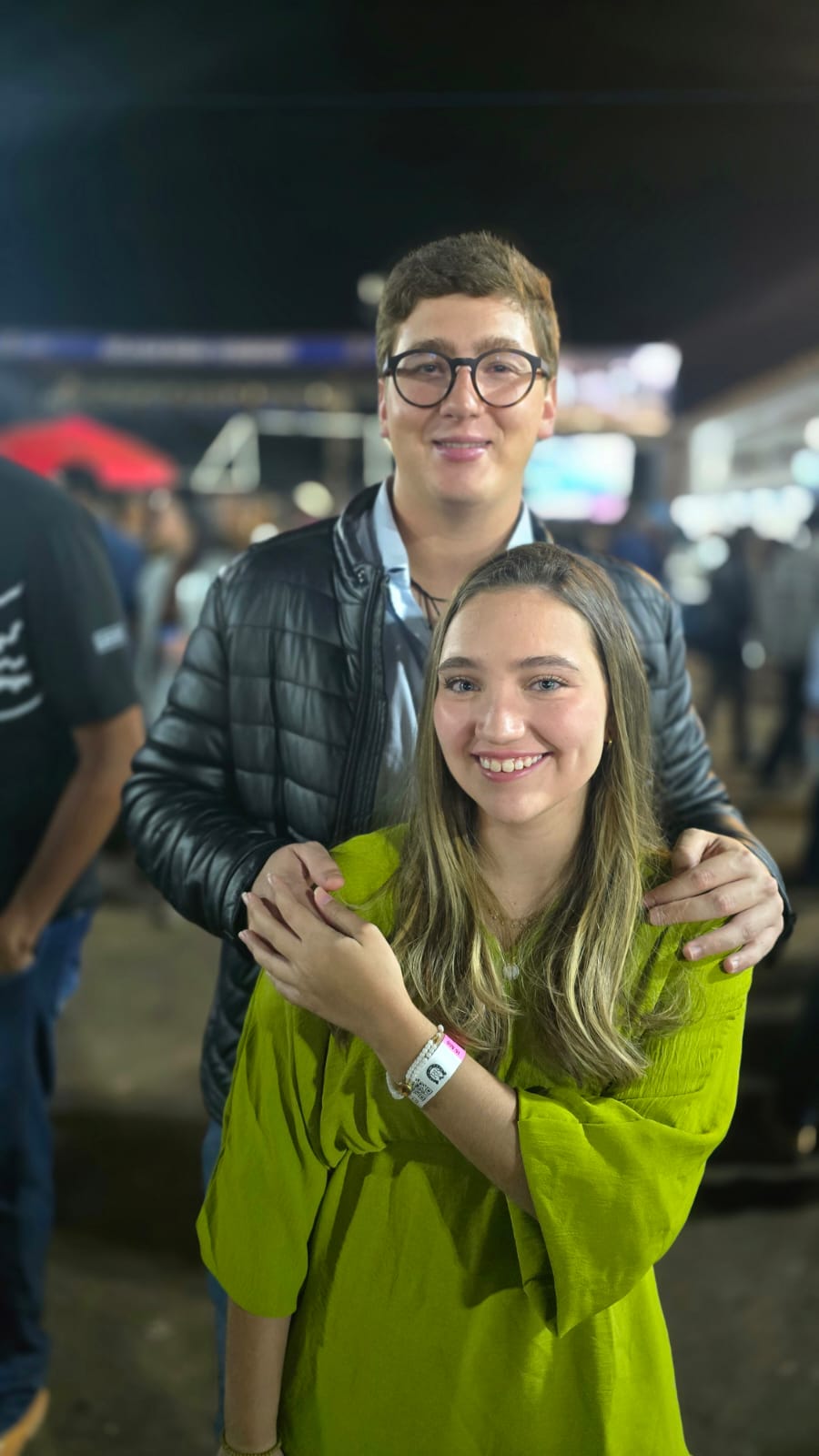 Ana Júlia  Miziara,  Gustavo  Vilella Rosa  Bonadio