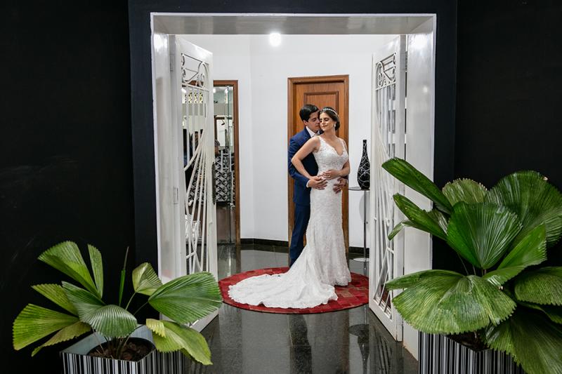 Após a cerimônia, os noivos voltaram ao Zedeckias para retocar o cabelo da noiva