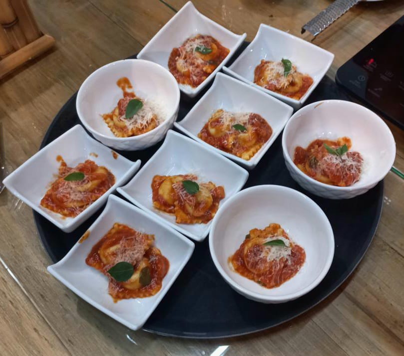 Ravioli da Segato La Pasta preparada pela chef Anieli Scarpelini