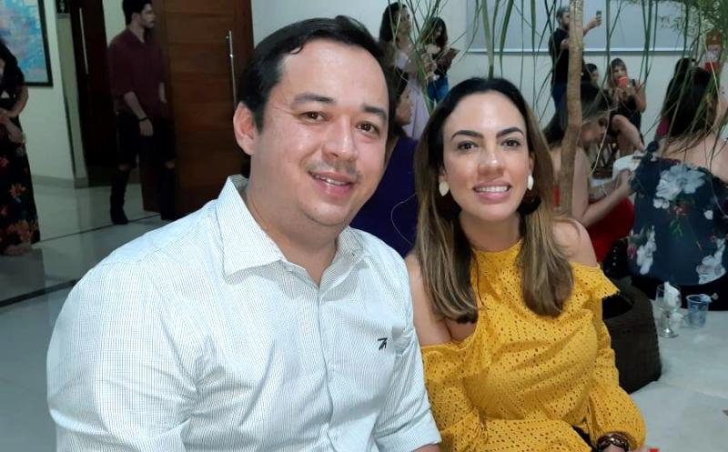 Cássio Morais e Helen Rocha Morais (uma das Mulheres da capa);