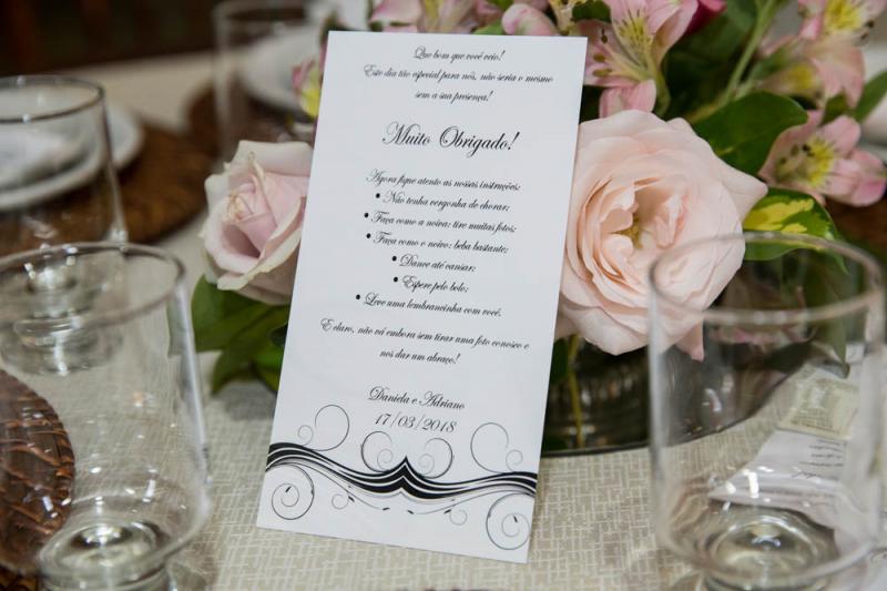 Olha que fofo esse cardápio