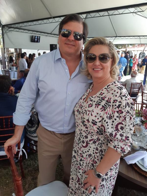 Luiz Eduardo e Yara Benini Junqueira Figueiredo