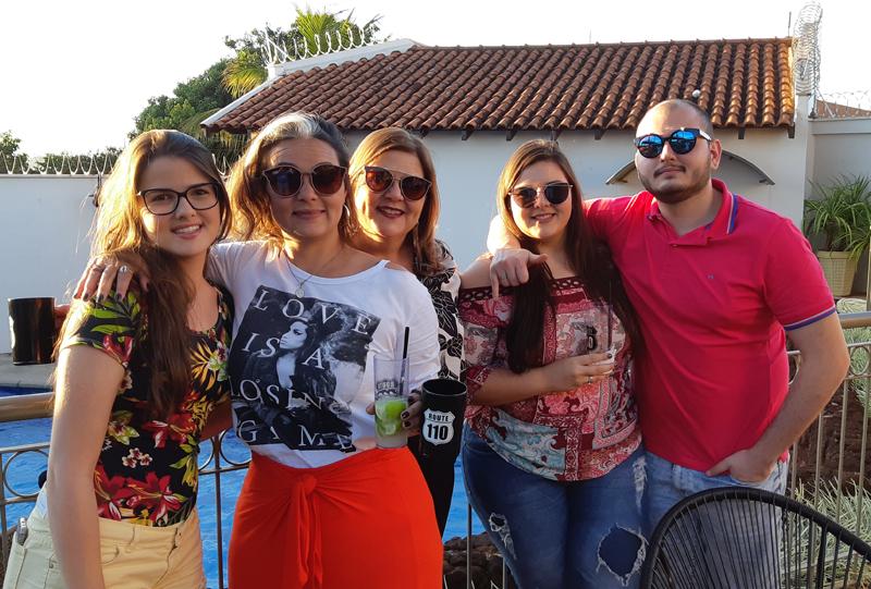 Marina, Carolina, Jussara, Rafaela, Lucas - Maffia