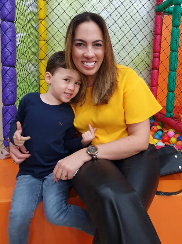 Francisco e Helen  Morais Guiral