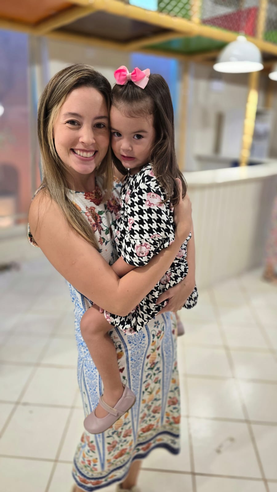 Marina  e Luísa  Alvarenga Garcia