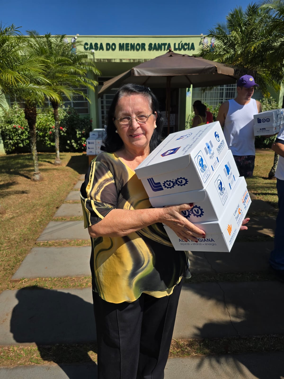 Maria Paula  Parada  Menezes