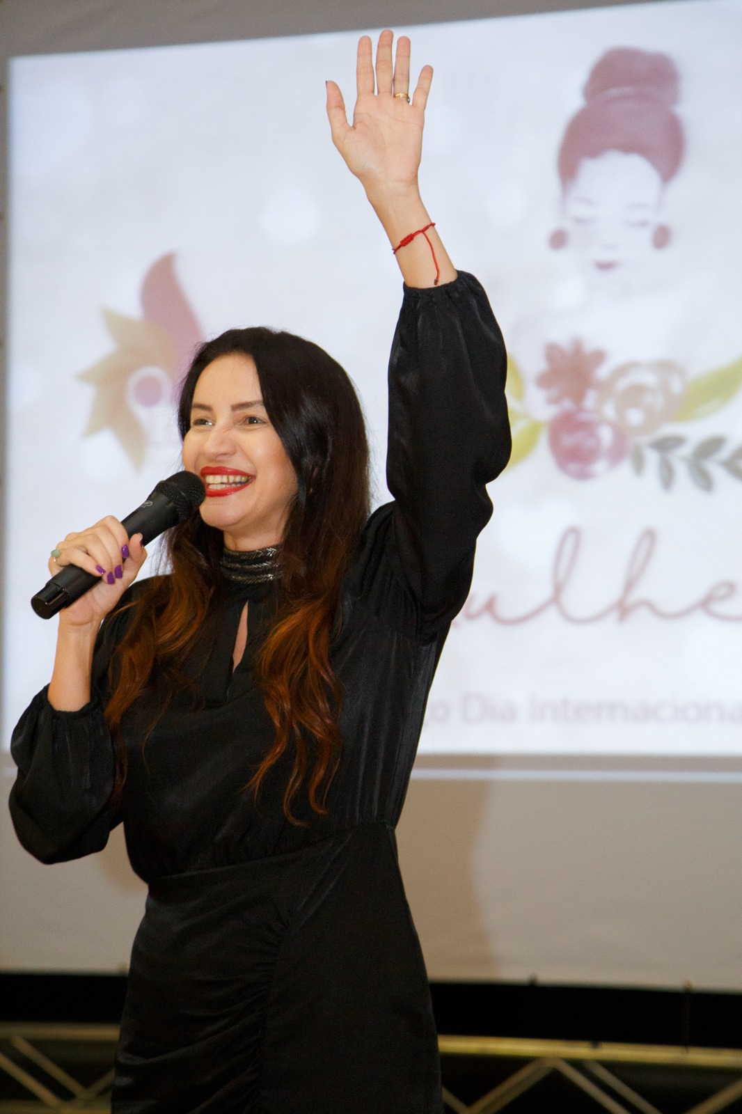 A sexóloga Luzia Silva arrancou gargalhadas da plateia