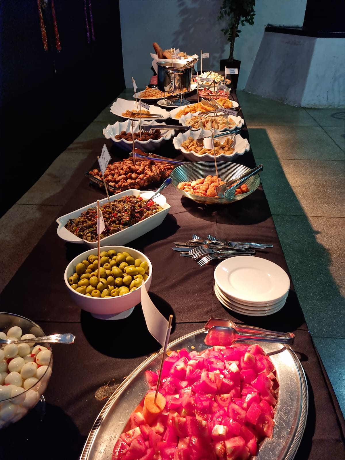 Vários  Buffets  lindos e bem elaborados