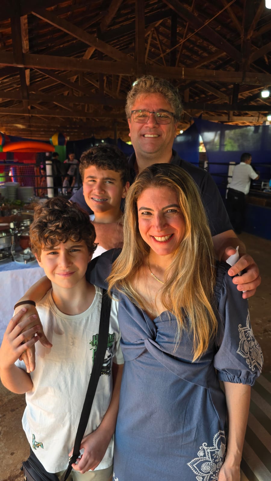 Francisco , João Pedro, Fernanda  e Pedro  Chediack