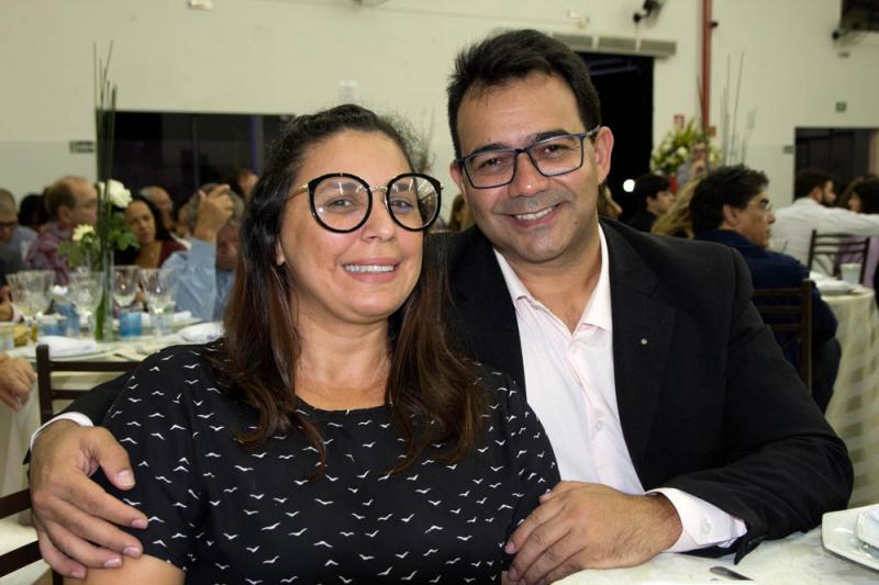 Representando o Rotary local, Margô Officiati, Luis Júnior