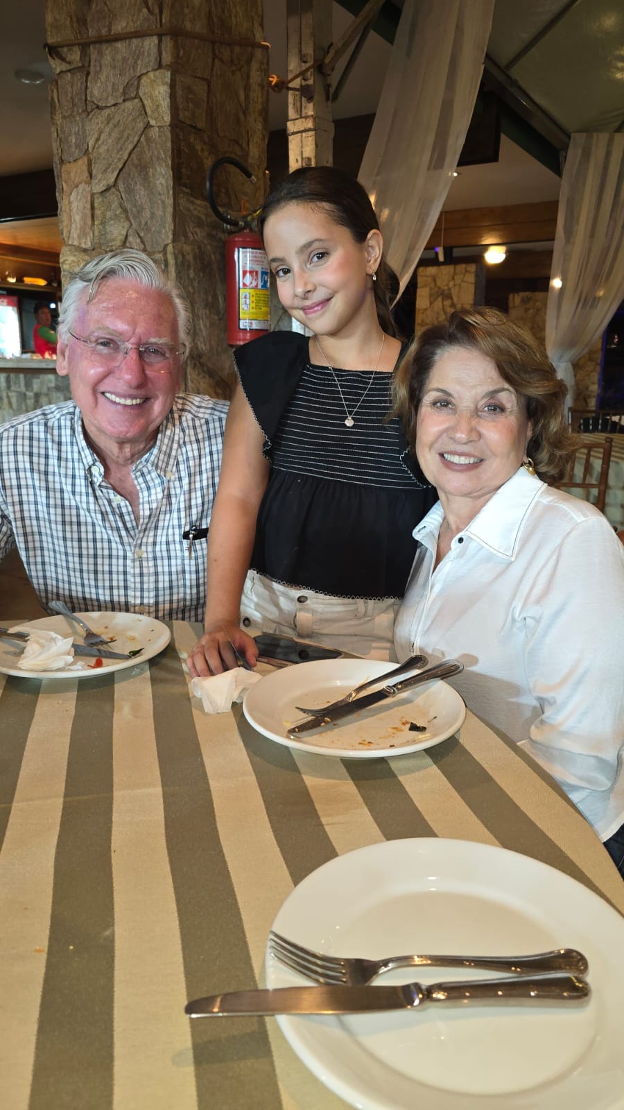 Gabriela, Regina  e  Cássio  Furtado