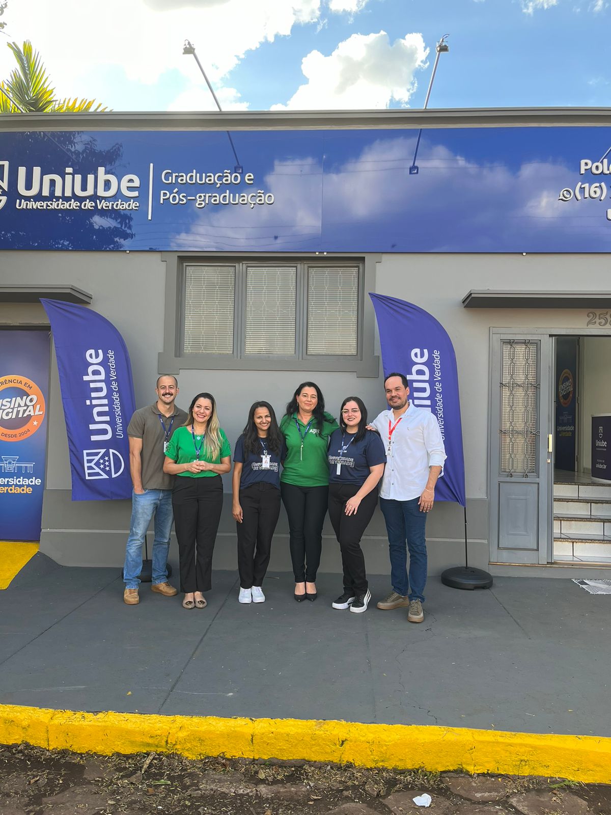 Orlândia - Equipe Uniube : Nelo Fatureto, Gisele Domingues, Laysa Borges, Cristiane Marcantonio Ferraro, Nicole Guimarães, André Seabra