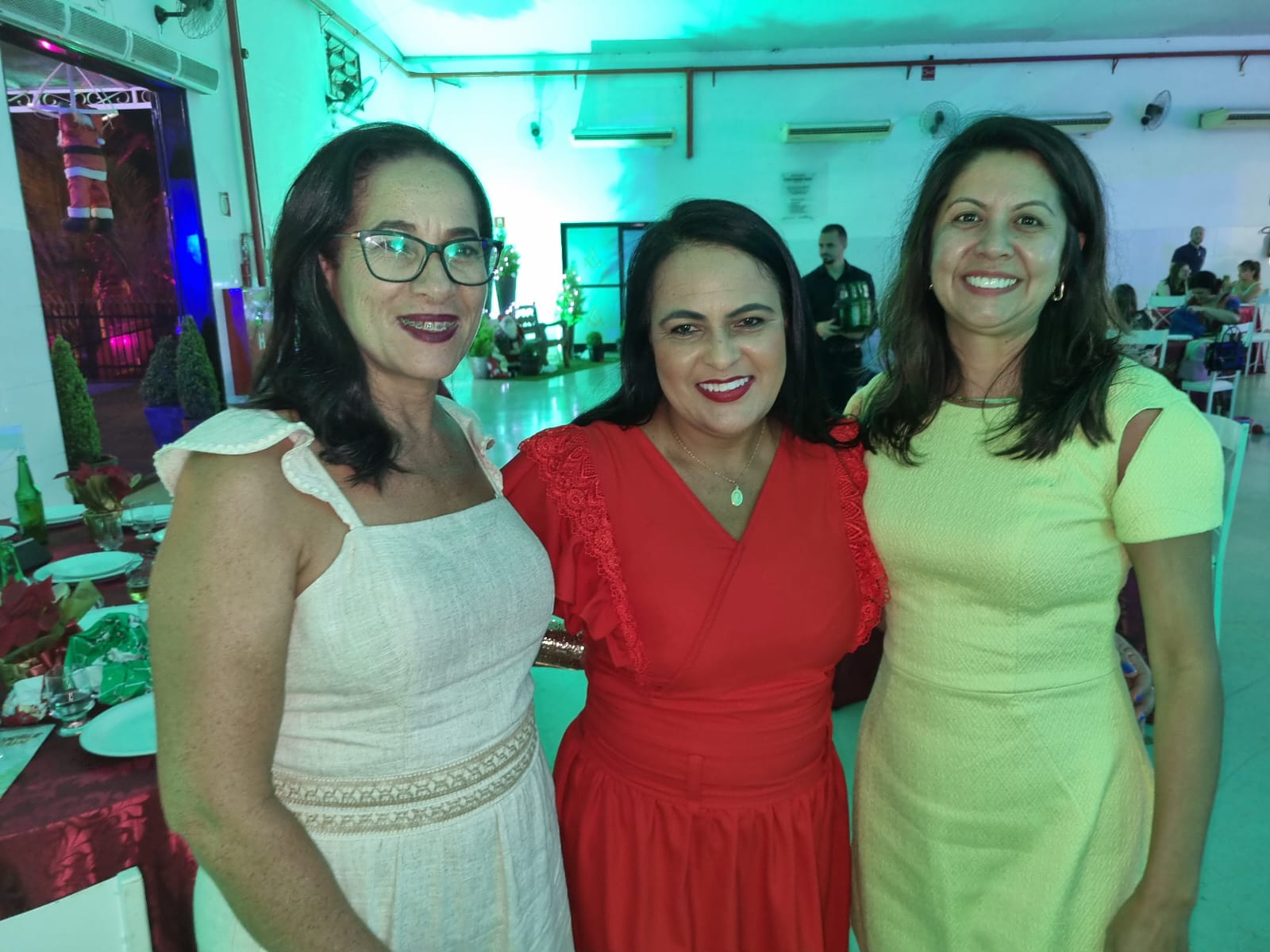 Aparecida  Martins,   Márcia  Domingos,  Maria  Isabel  Tanaka