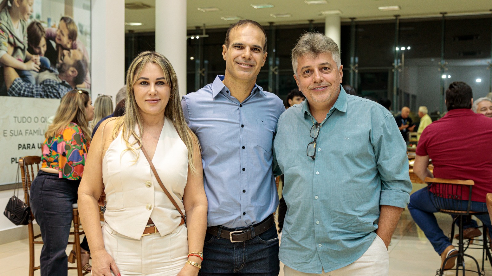 Érica, Cláudio Bucioli e Chiquinho