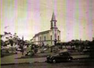 Antiga igreja matriz em 1950